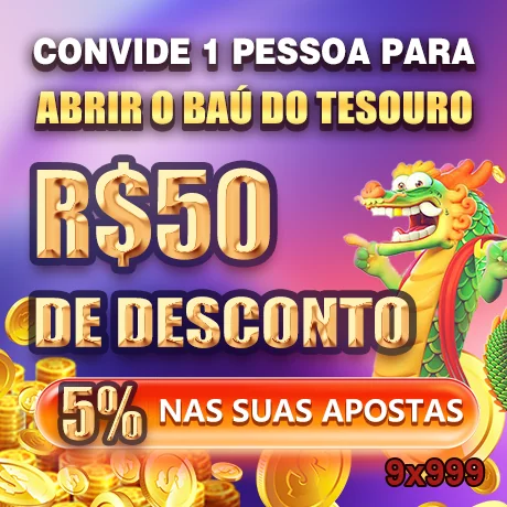 Atendente assistindo jogador VIP em suporte local